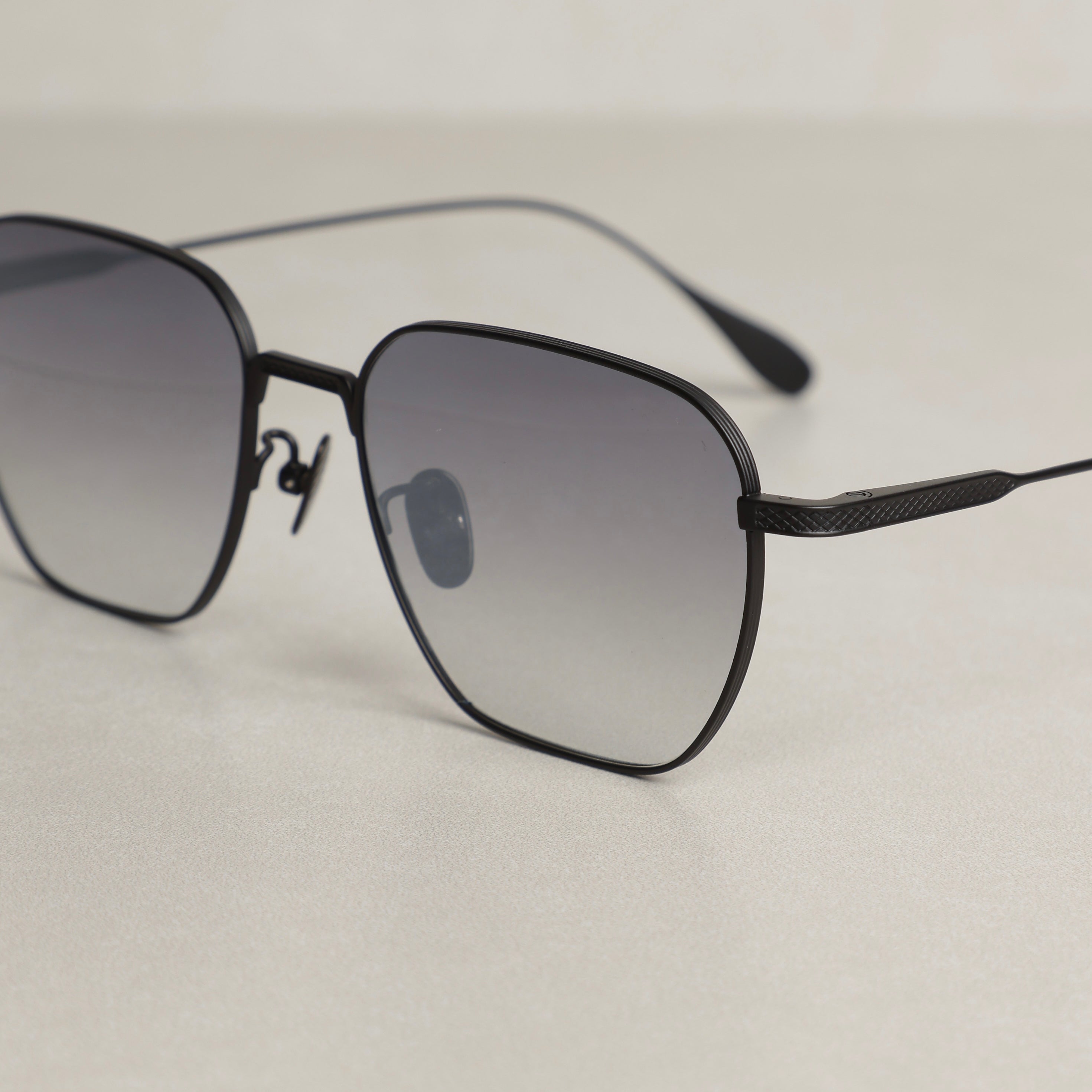 EXOTIC BLACK - ORIGINAL .. اكزوتك بلاك - اصيل