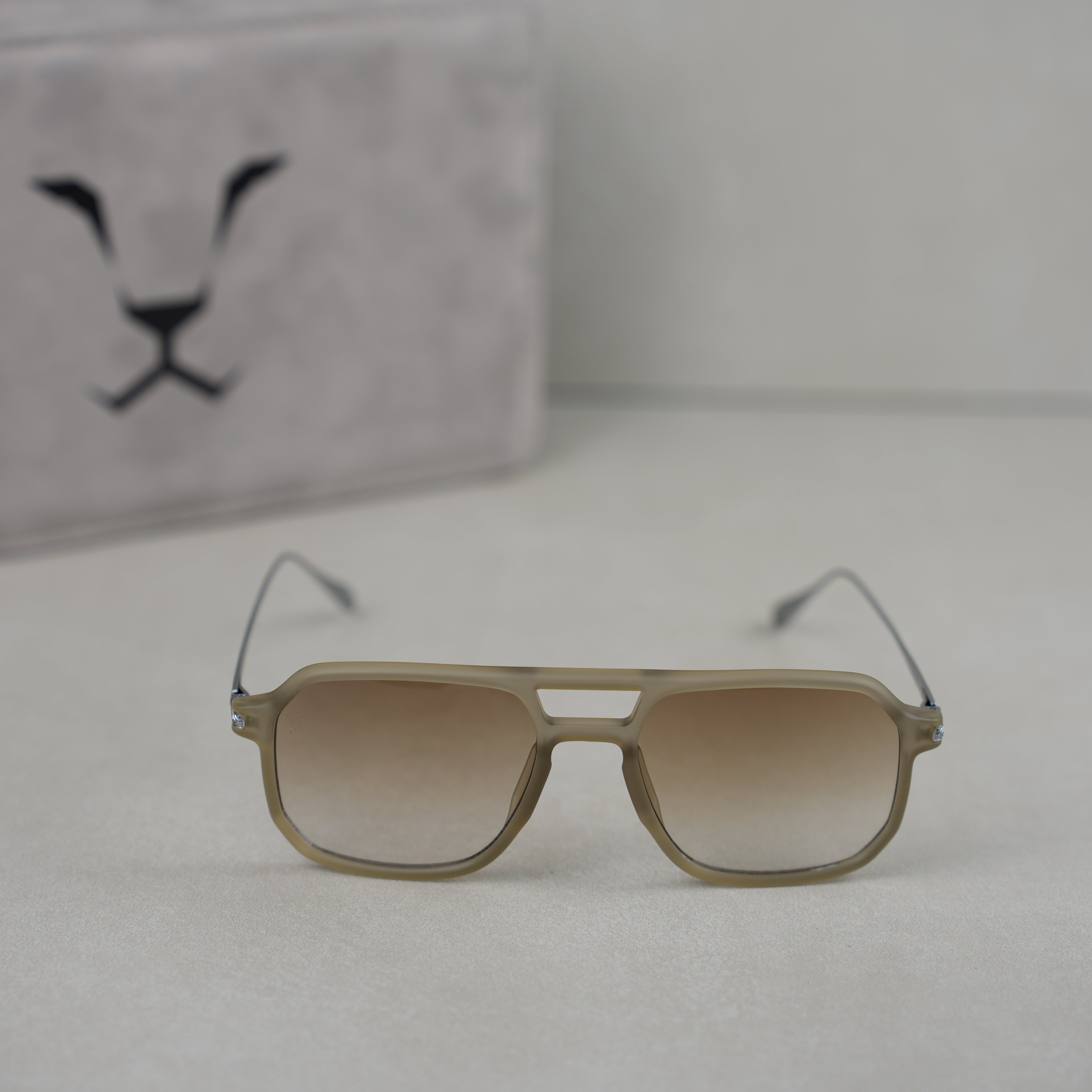 CLASSIC BROWN RAHEEB ( MATTE ) .. كلاسك براون رهيب