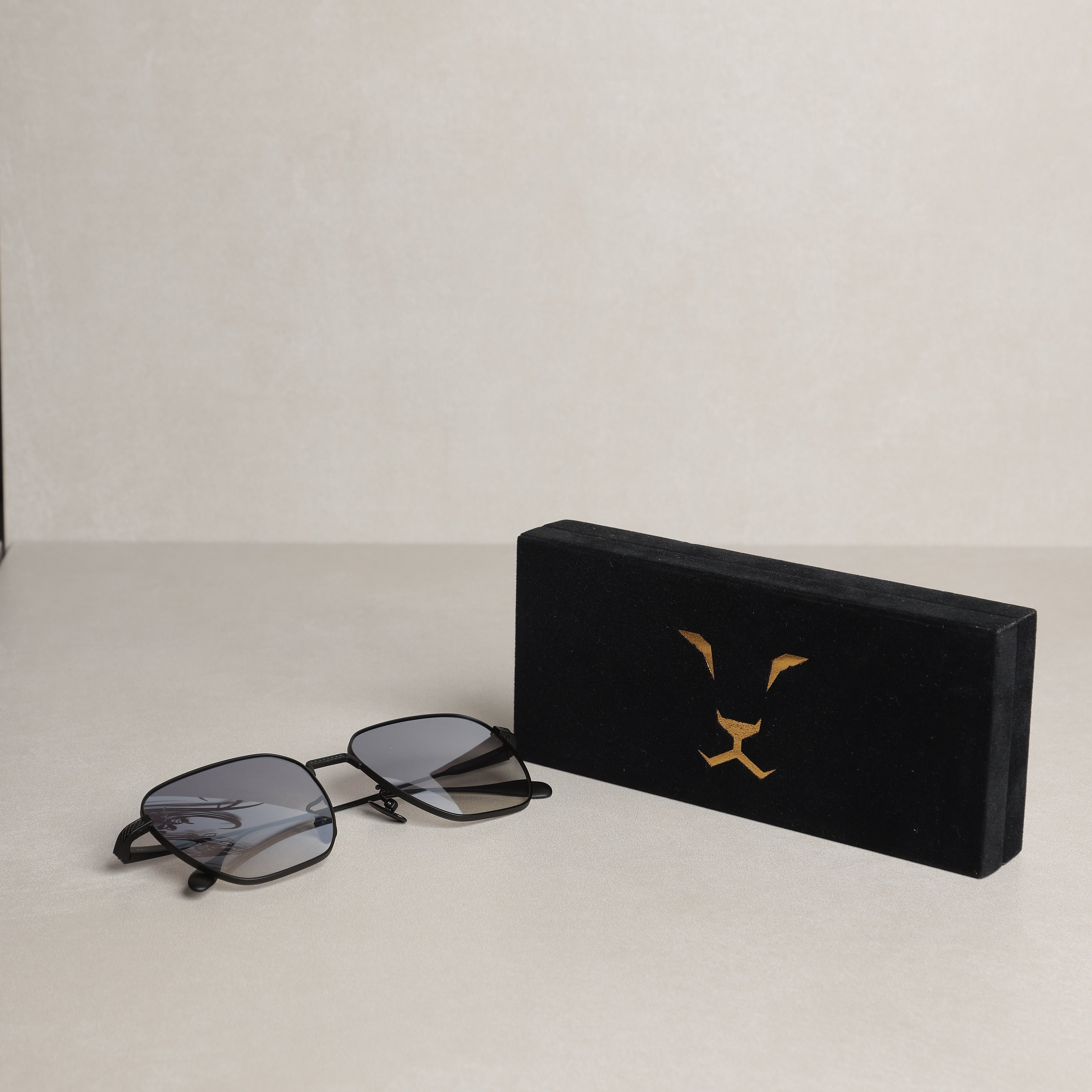 EXOTIC BLACK - ORIGINAL .. اكزوتك بلاك - اصيل