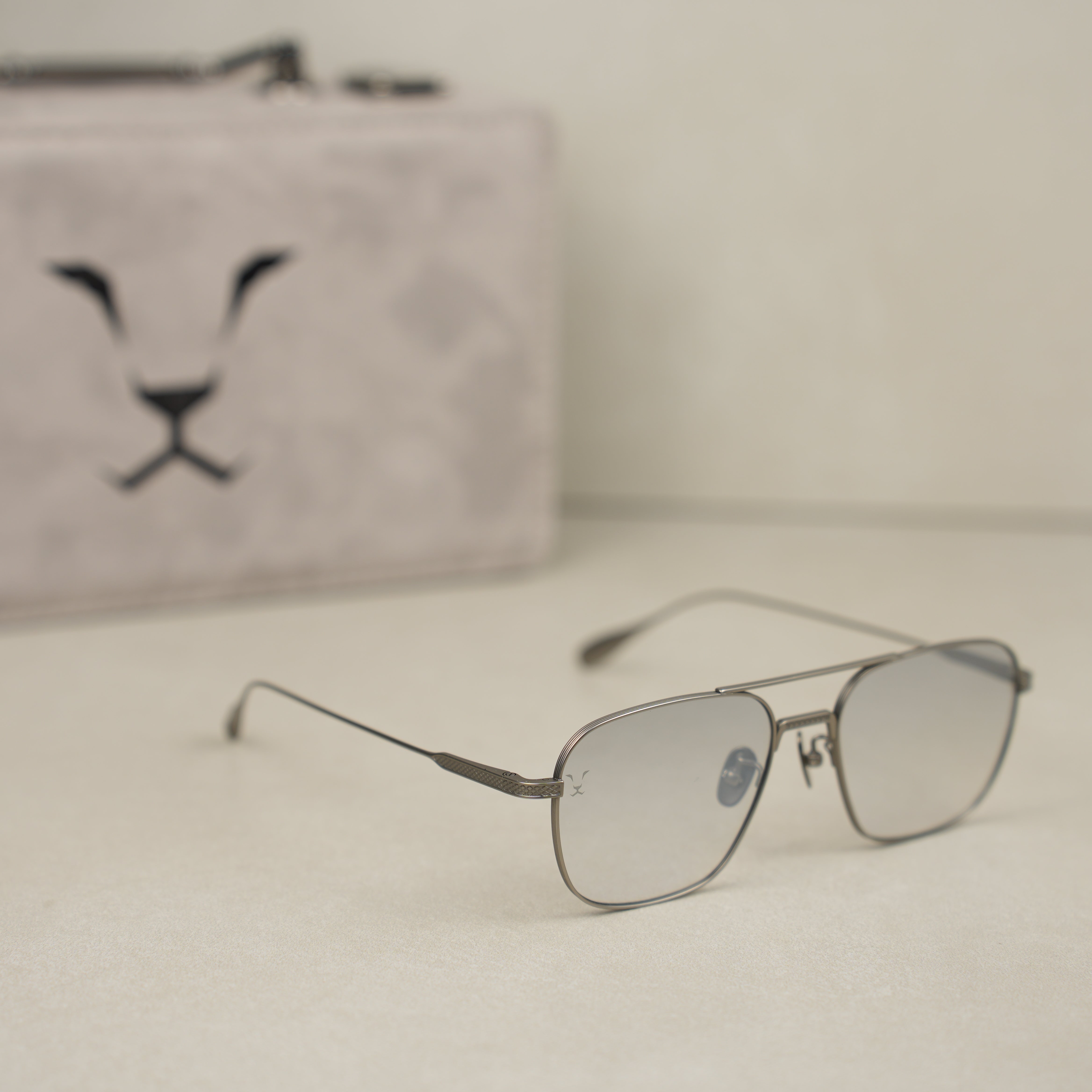 SHADOW STEEL KAHEEL .. شادو ستيل كحيل