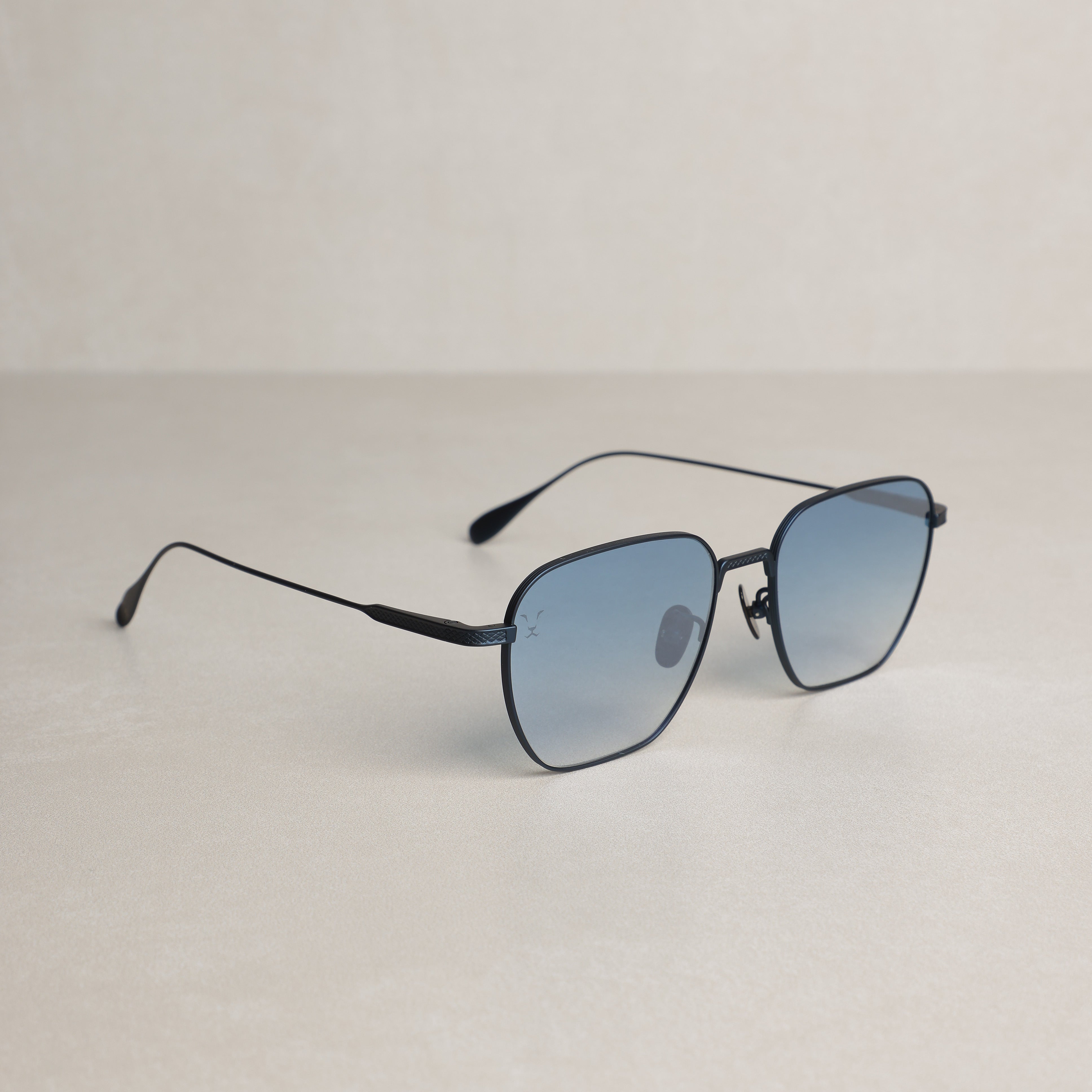 MAJESTIC BLUE - ORIGINAL .. مجستك بلو - اصيل