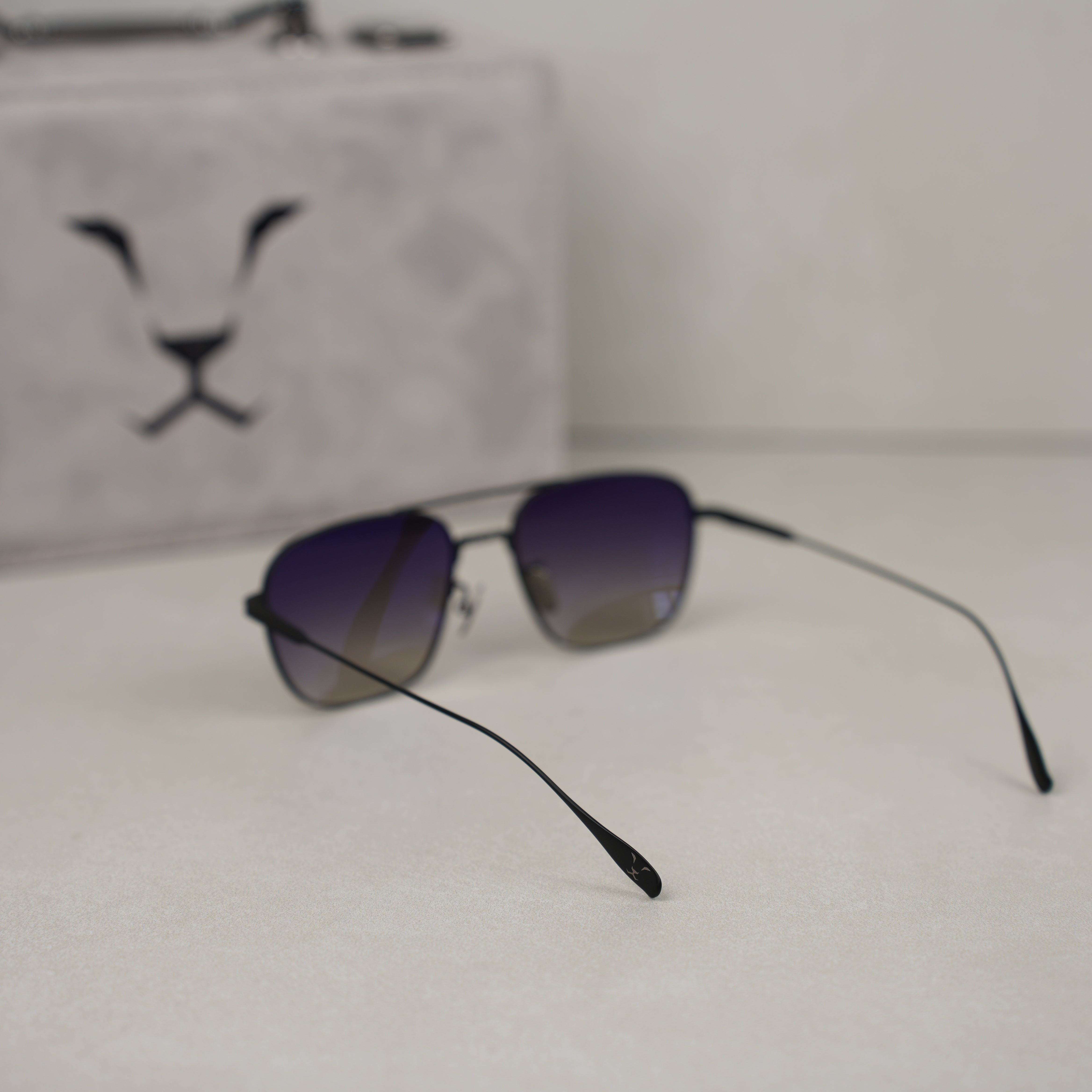 EXOTIC BLACK KAHEEL .. اكزوتك بلاك كحيل