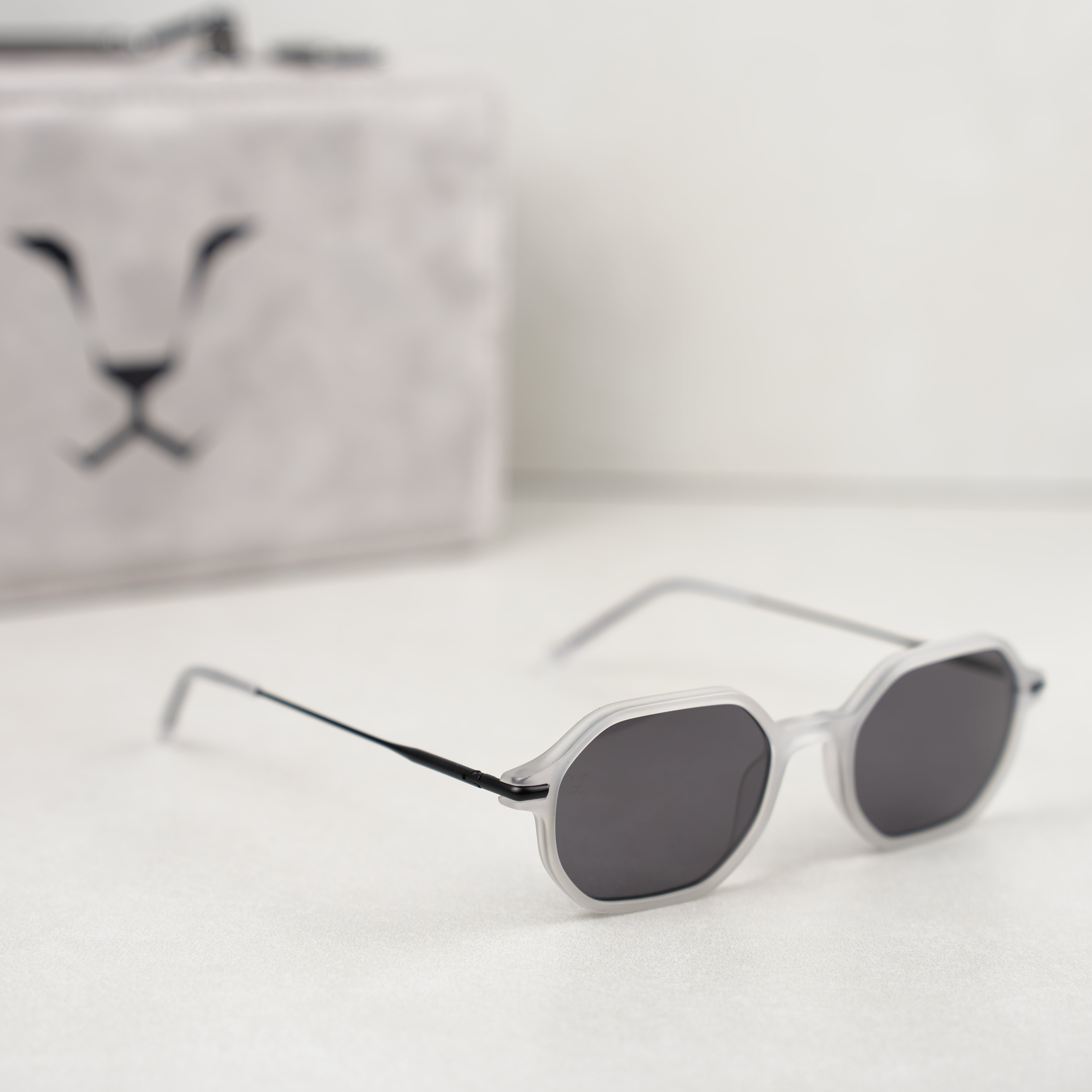 SNOW WHITE AJEEB ( MATTE ) .. سنو وايت عجيب