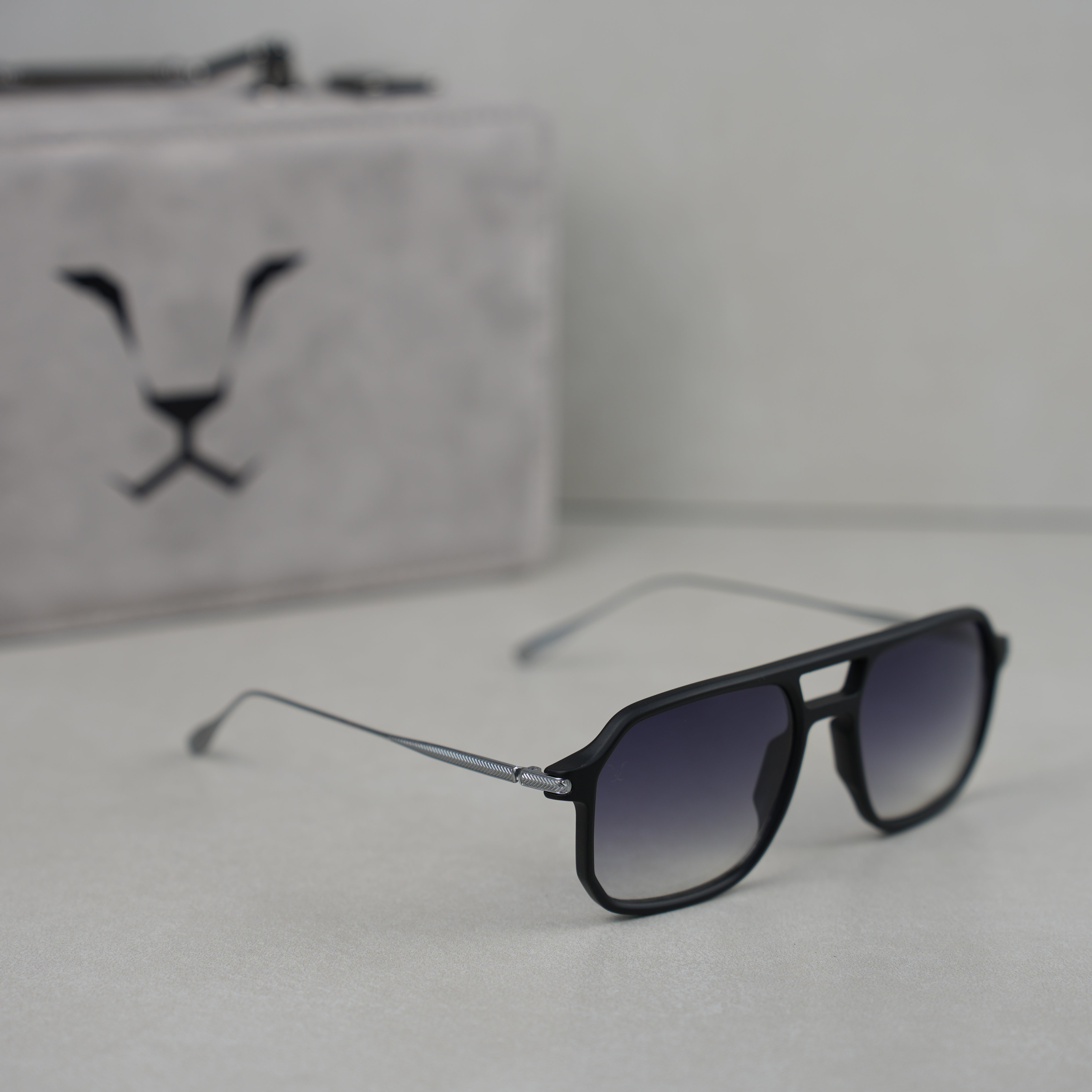 DARK KNIGHT RAHEEB ( MATTE ) .. دارك نايت رهيب