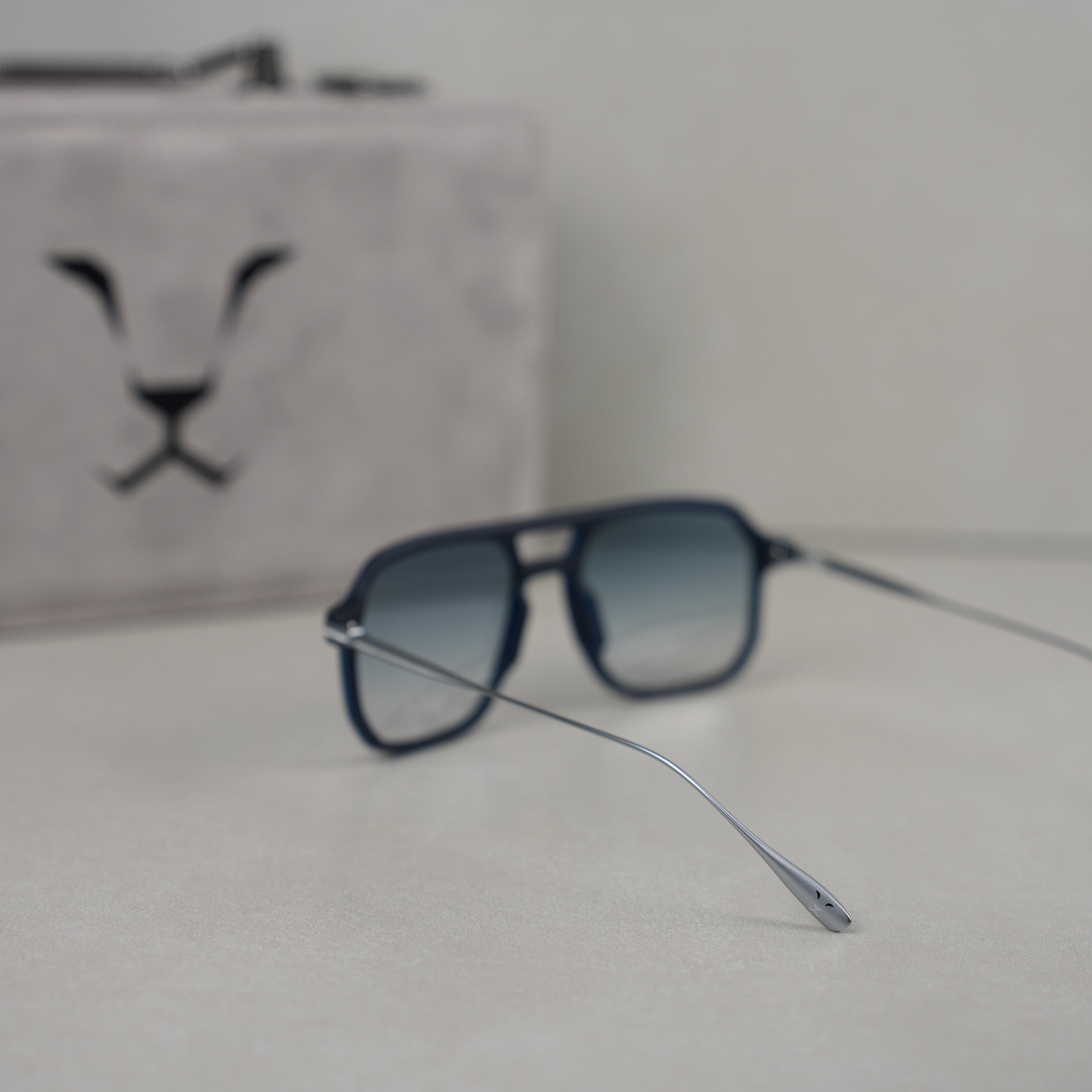 MAJESTIC BLUE RAHEEB ( MATTE ) .. مجستك بلو رهيب