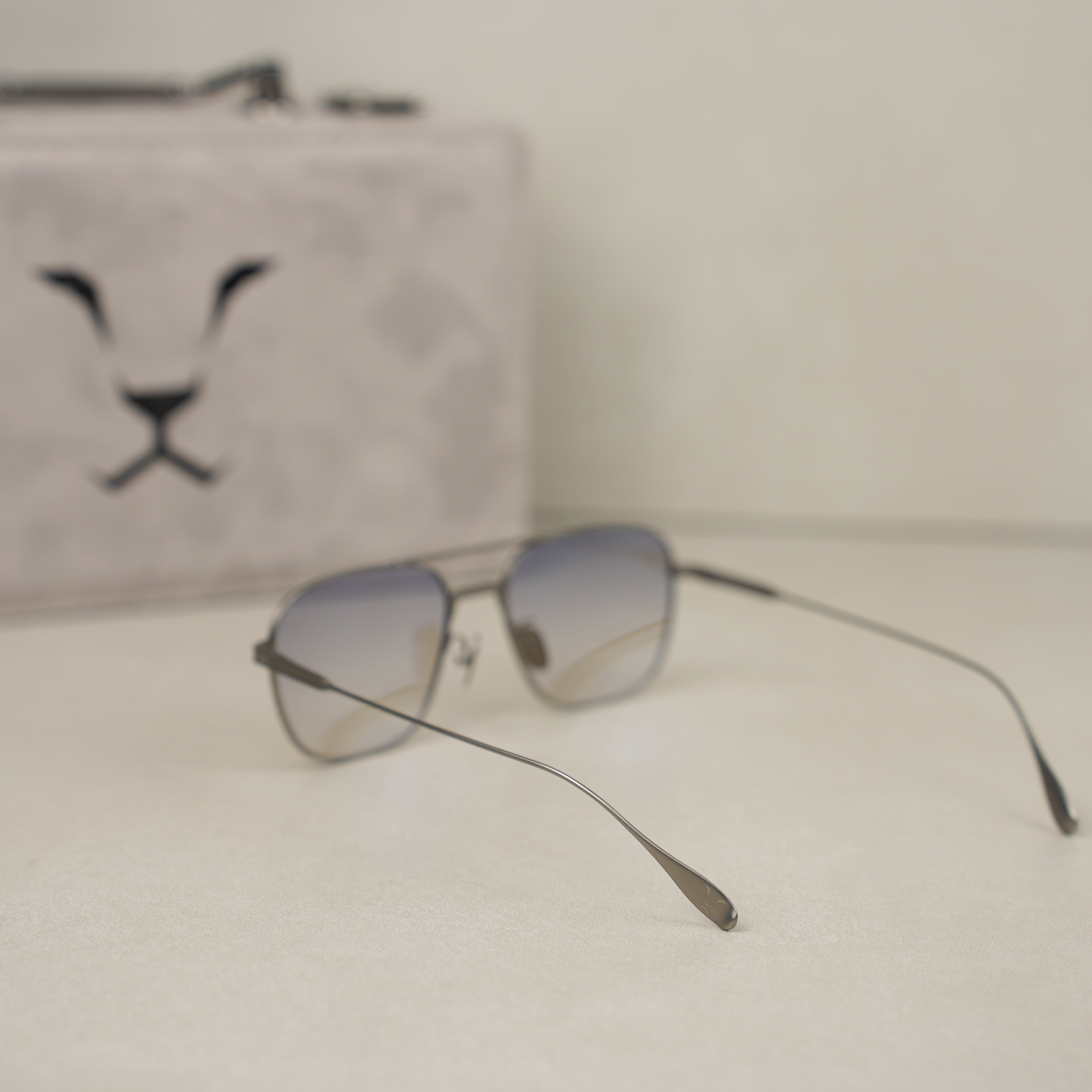 SHADOW STEEL KAHEEL .. شادو ستيل كحيل