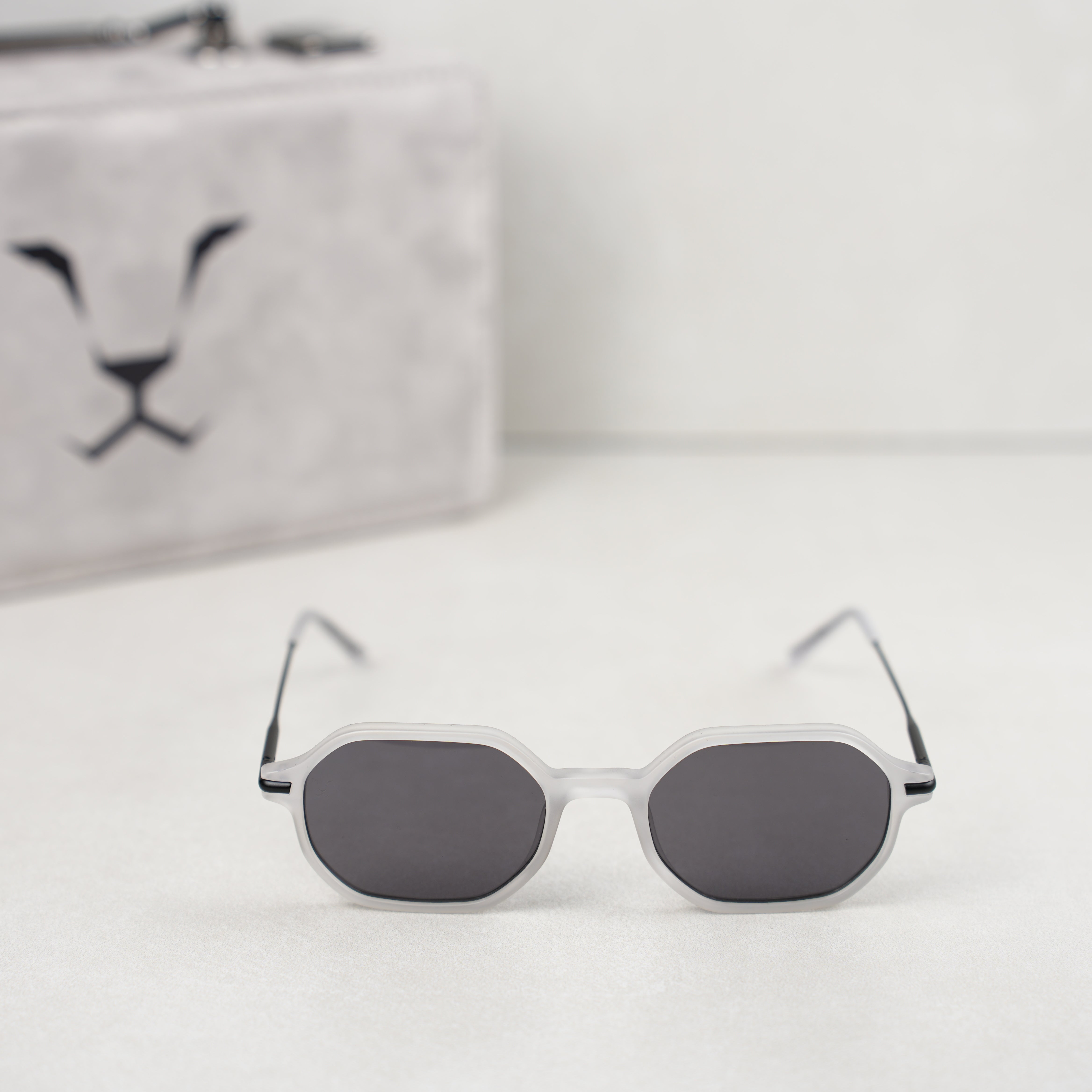 SNOW WHITE AJEEB ( MATTE ) .. سنو وايت عجيب